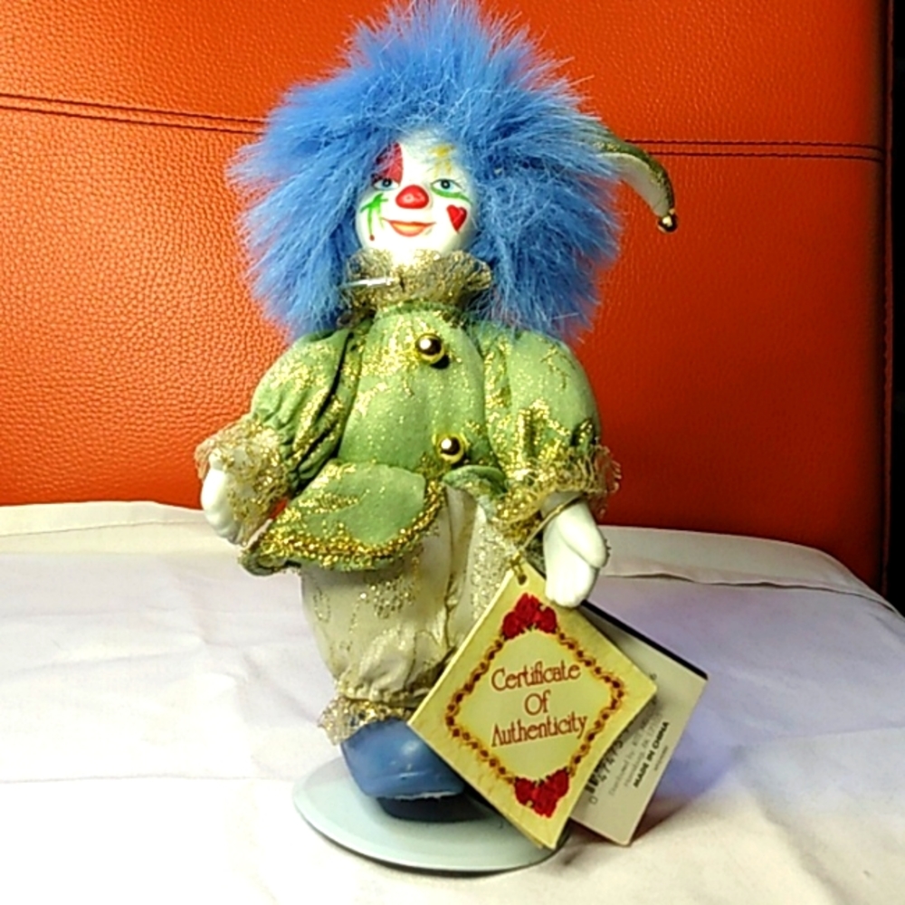 Vintage Collector's Choice Hand Painted Porcelain Clown